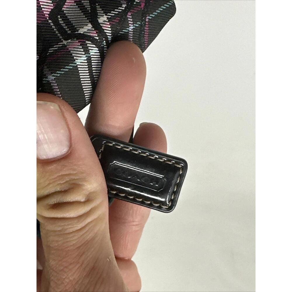 Coach Multi-Pocket Red/Black Signature Tartan Universal Pouch Wristlet A++ - Picture 8 of 8